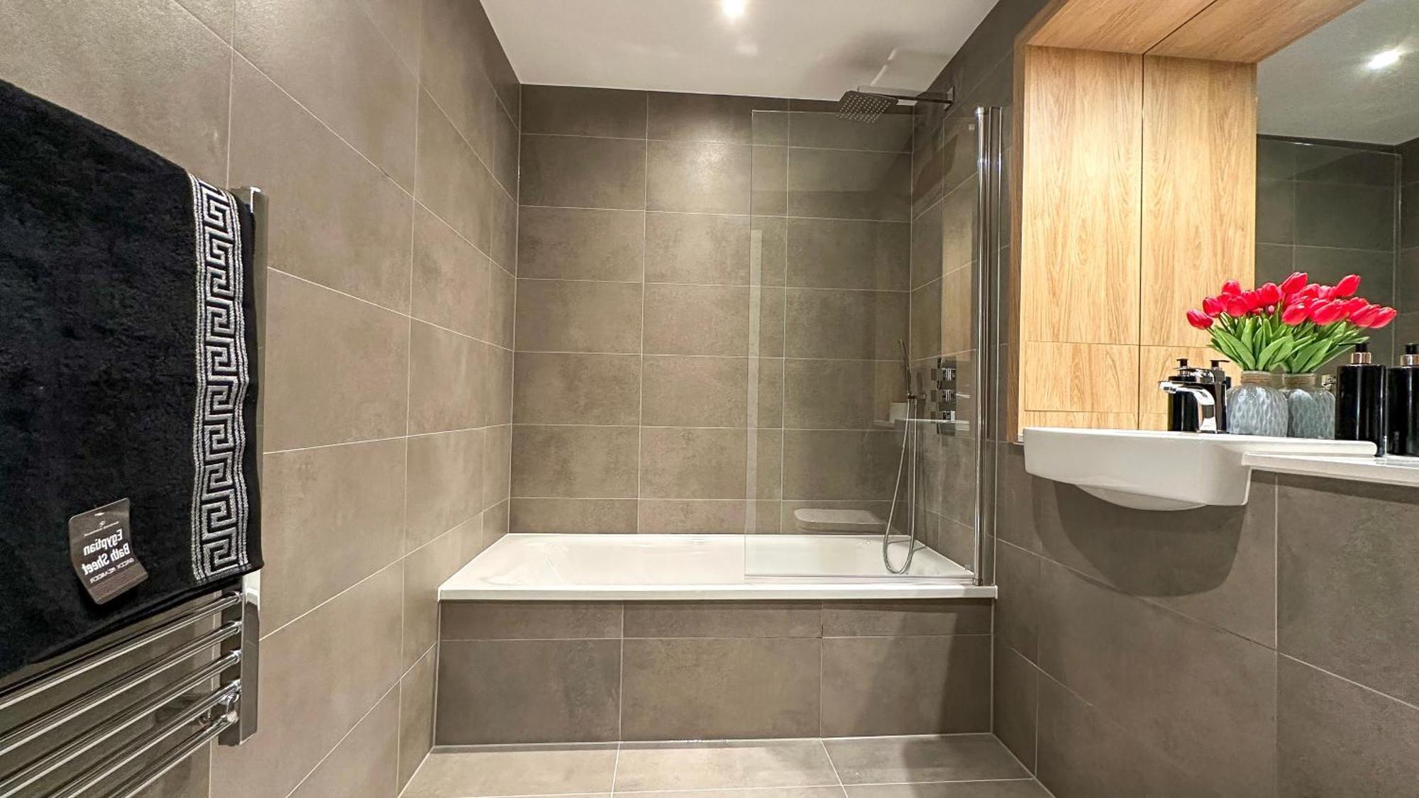 Duplex 3Bed 3Bath Modern Fast Wifi - Luxurylondonstays Εξωτερικό φωτογραφία