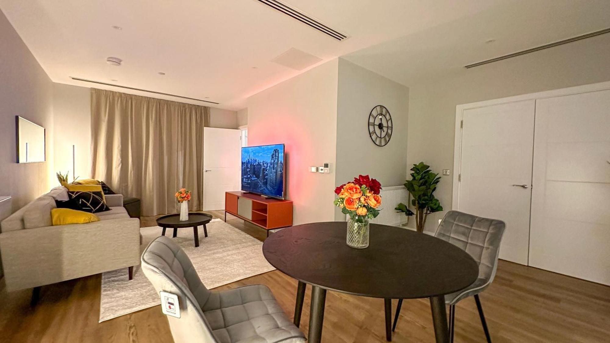 Duplex 3Bed 3Bath Modern Fast Wifi - Luxurylondonstays Εξωτερικό φωτογραφία